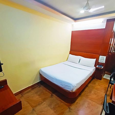 Pavithra Paradise Hotel Bangalore Exterior photo