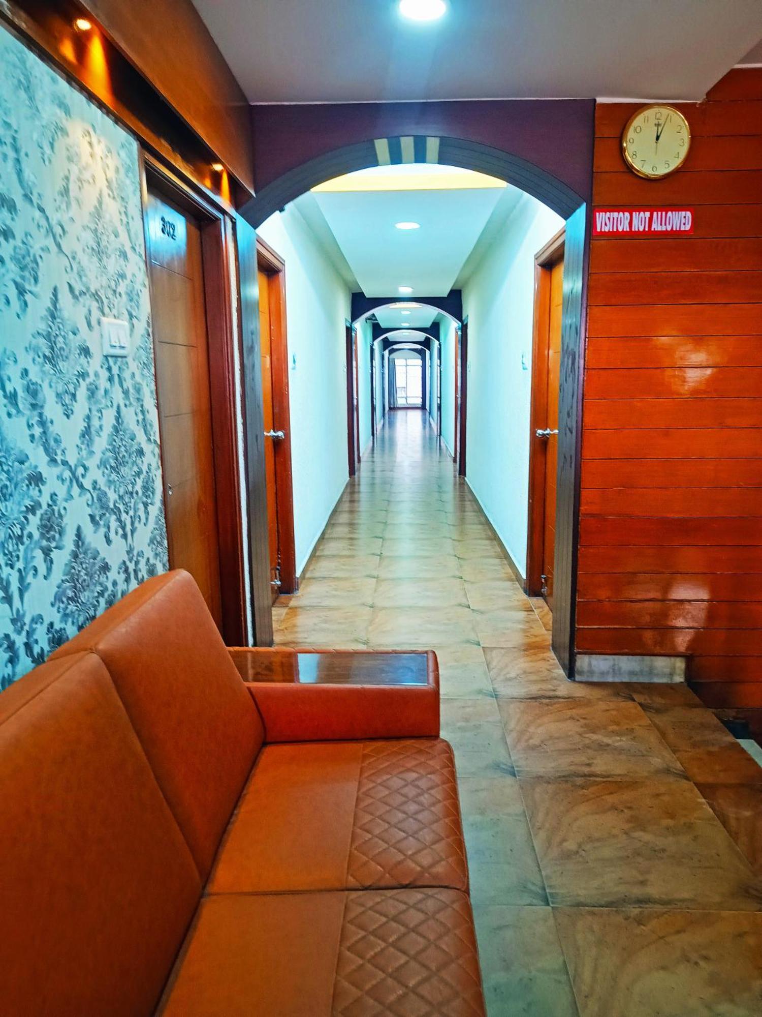Pavithra Paradise Hotel Bangalore Exterior photo